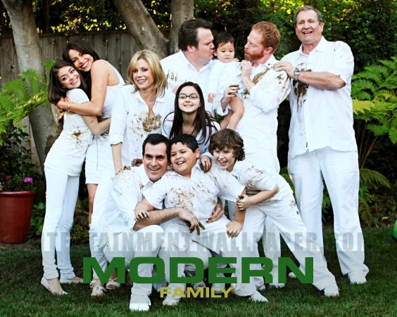 Modern-Family-modern-family-18274804-1280-1024